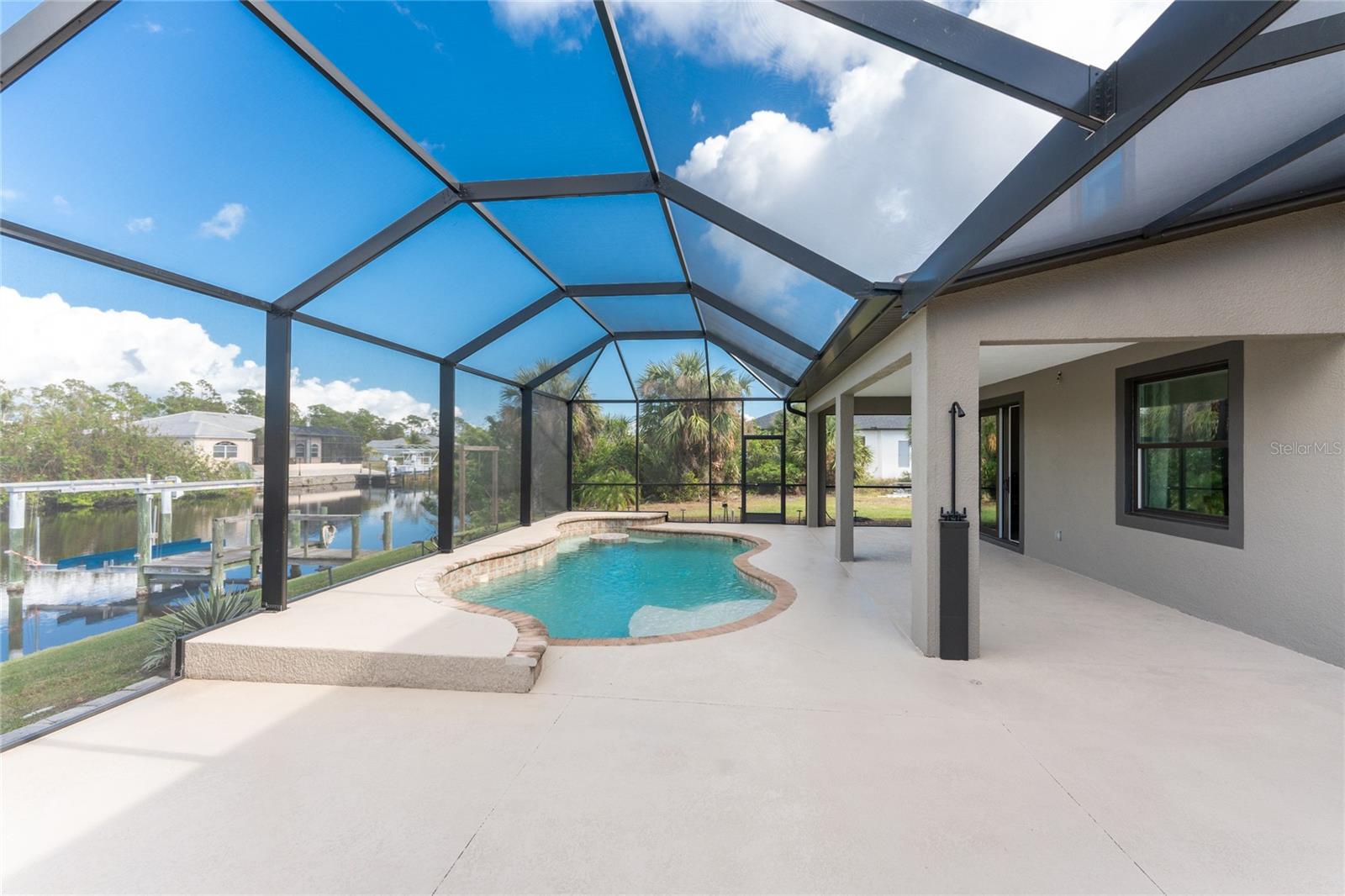 15064 HENNIPEN CIR, PORT CHARLOTTE, FL, 33981
