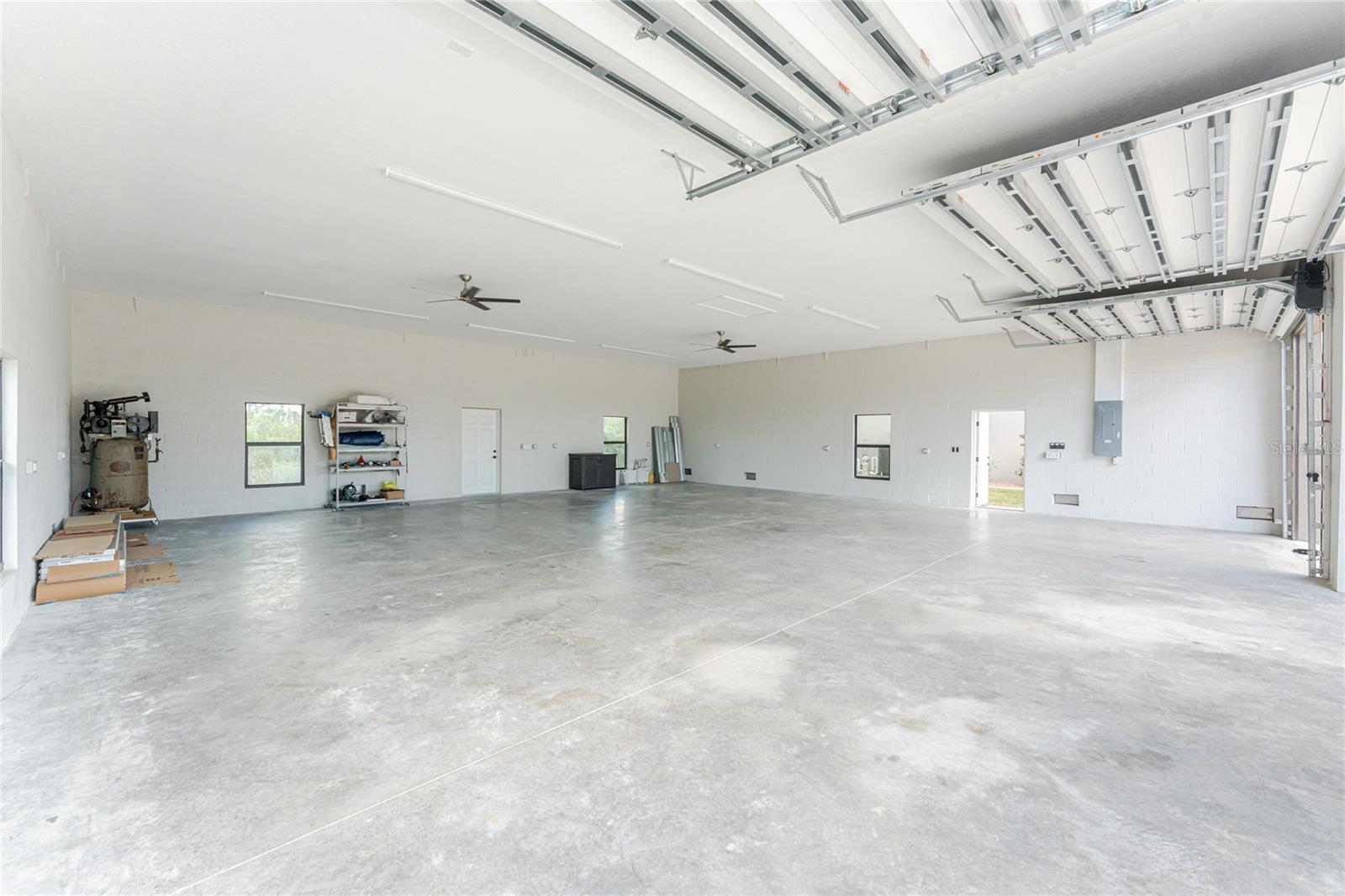 15064 HENNIPEN CIR, PORT CHARLOTTE, FL, 33981