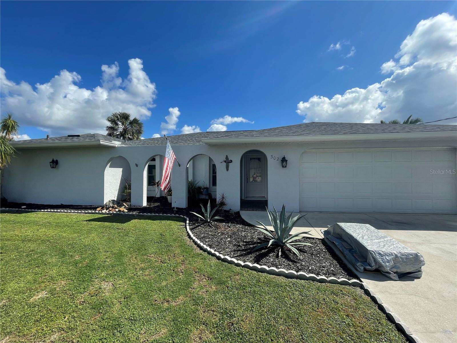 302 STRASBURG DR, PORT CHARLOTTE, FL, 33954