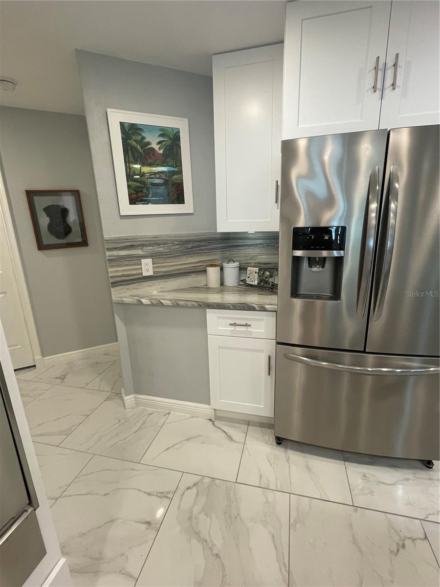 302 STRASBURG DR, PORT CHARLOTTE, FL, 33954
