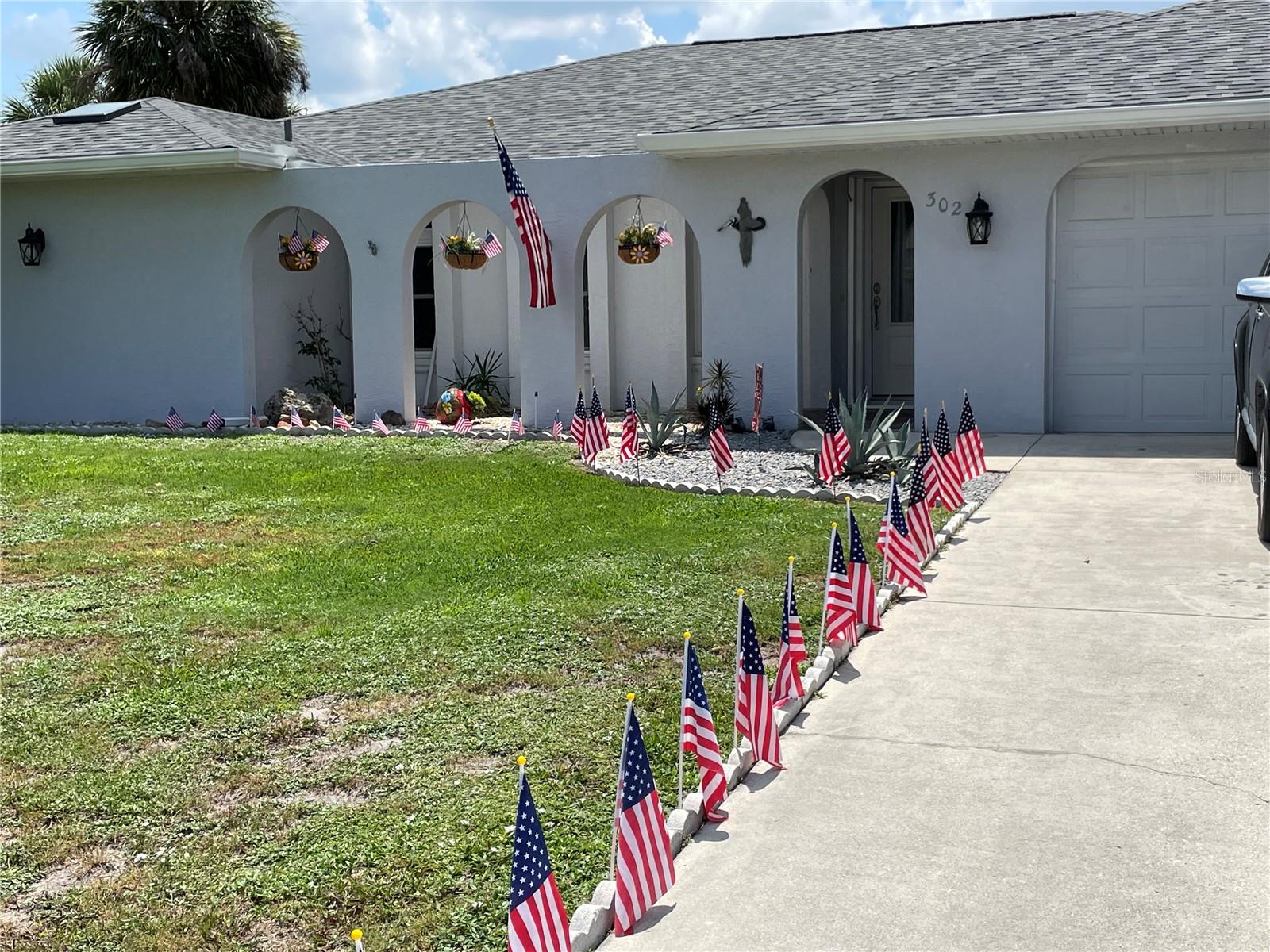 302 STRASBURG DR, PORT CHARLOTTE, FL, 33954