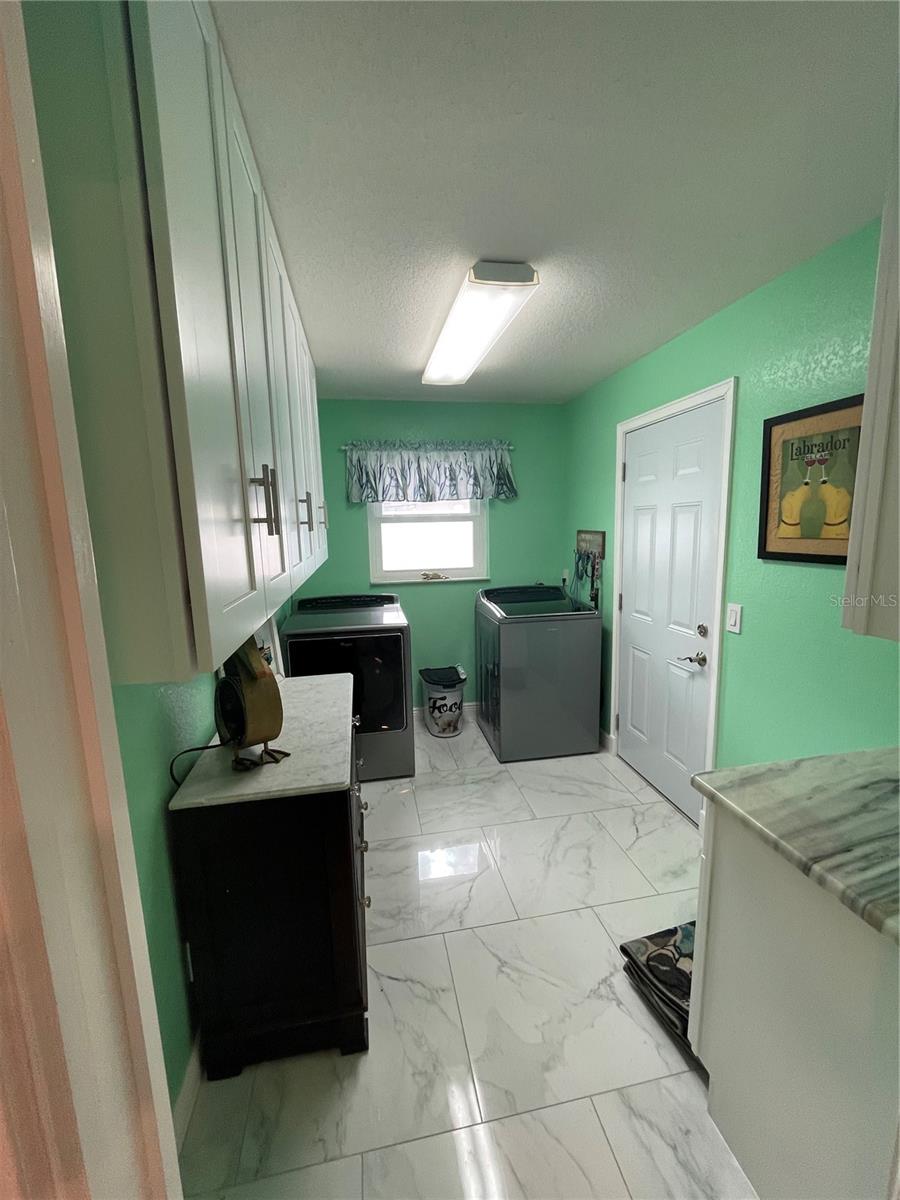 302 STRASBURG DR, PORT CHARLOTTE, FL, 33954