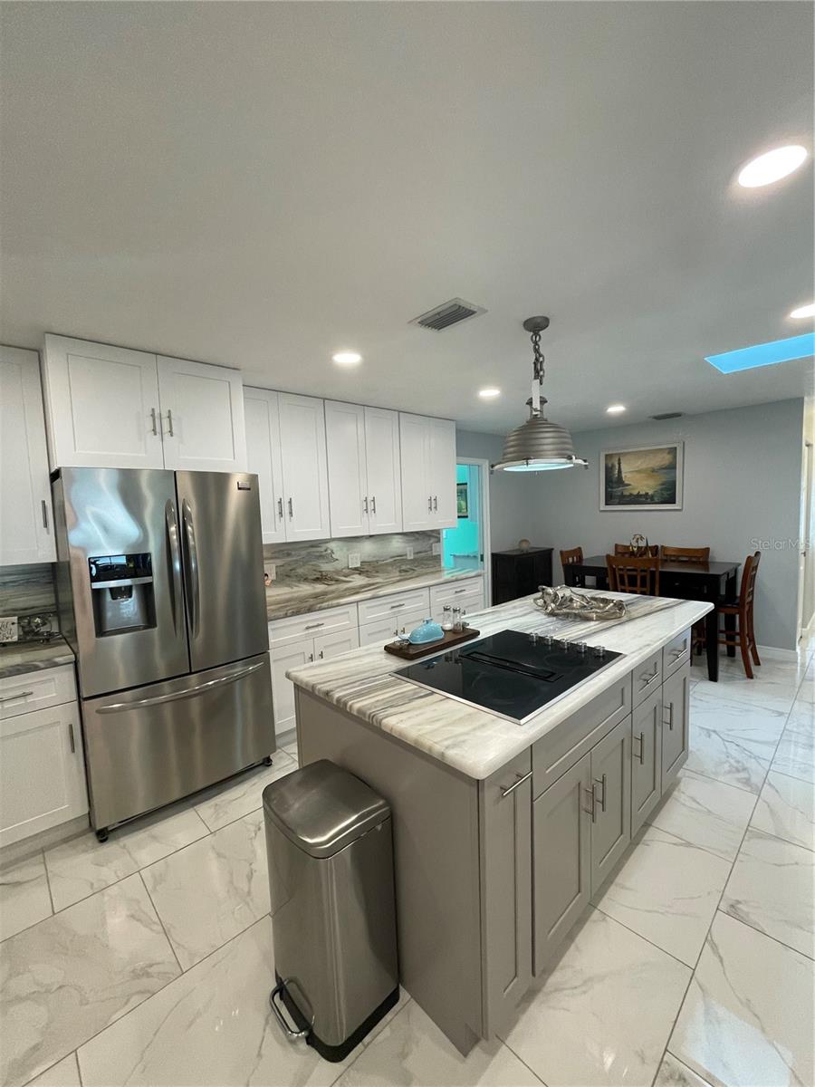 302 STRASBURG DR, PORT CHARLOTTE, FL, 33954