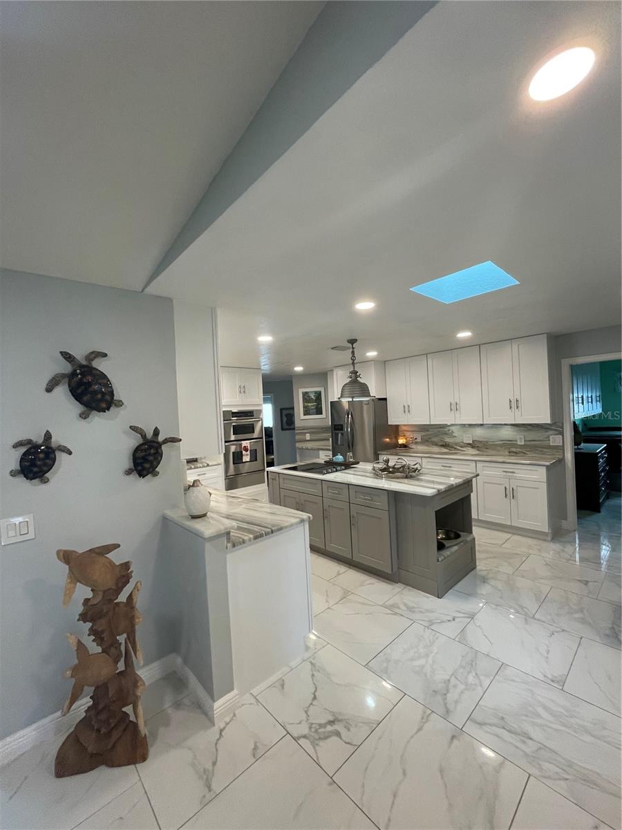 302 STRASBURG DR, PORT CHARLOTTE, FL, 33954