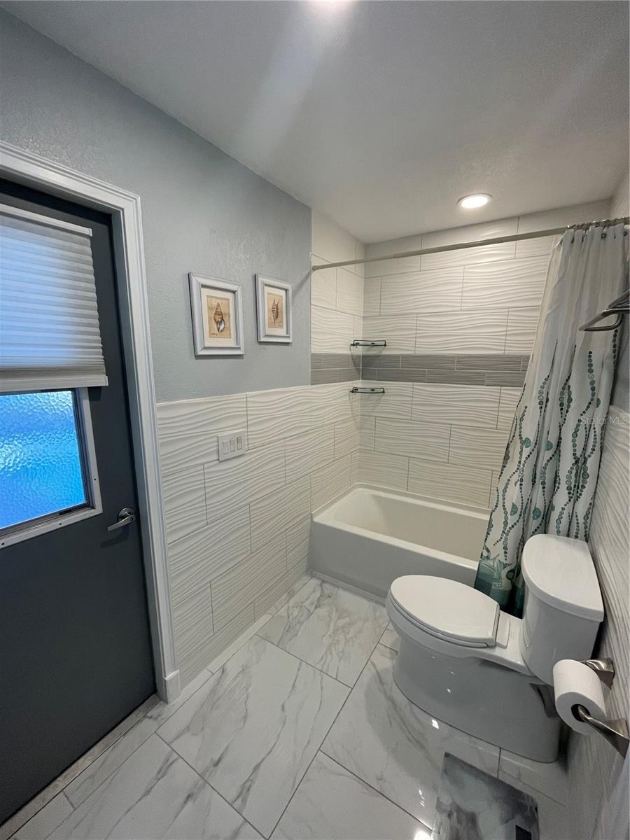 302 STRASBURG DR, PORT CHARLOTTE, FL, 33954
