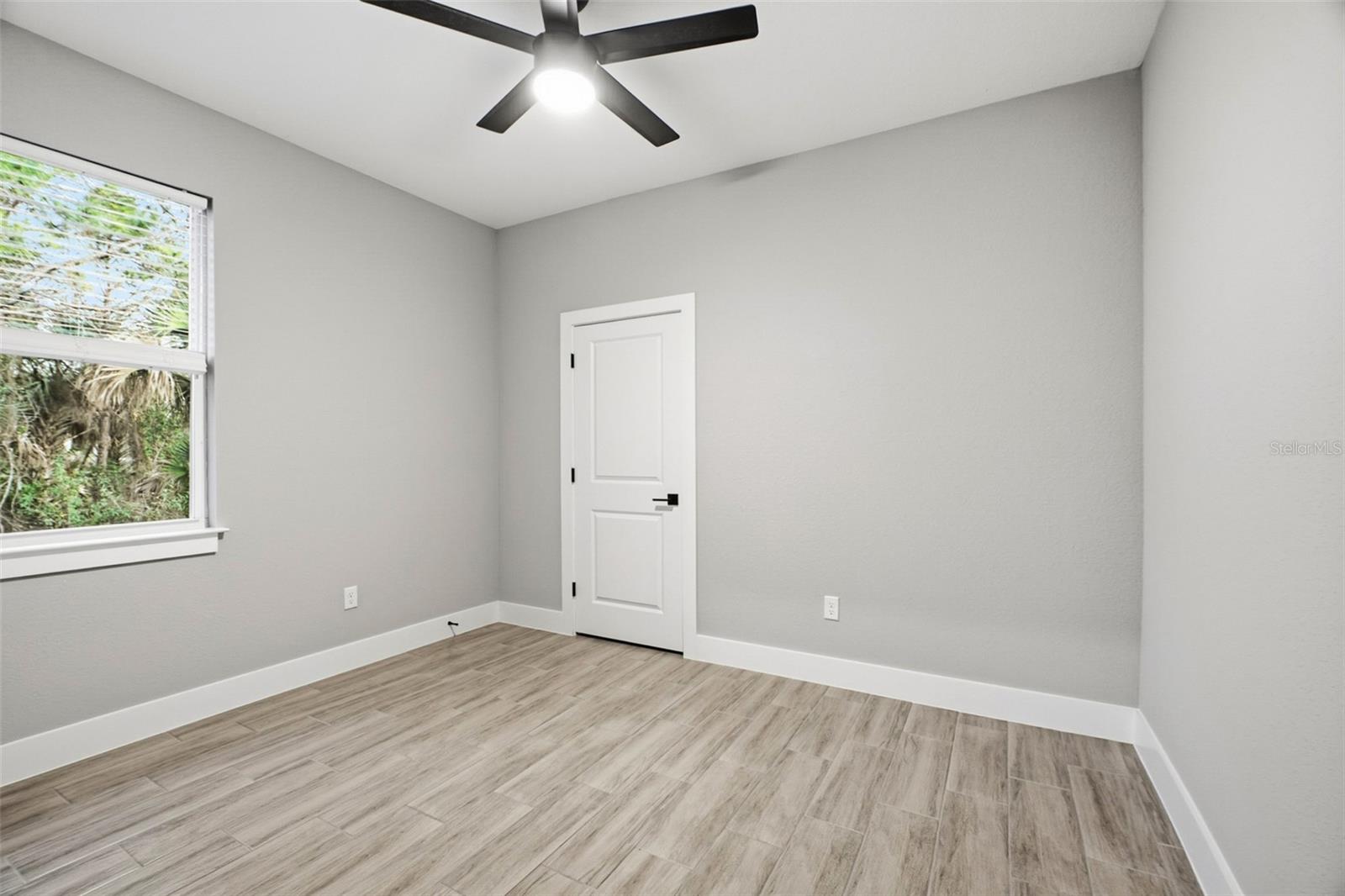 24510 KINGSWAY CIR, PUNTA GORDA, FL, 33983