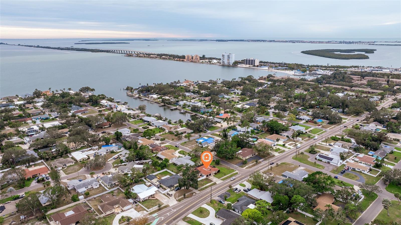 2790 PINELLAS POINT DR S, ST PETERSBURG, FL, 33712