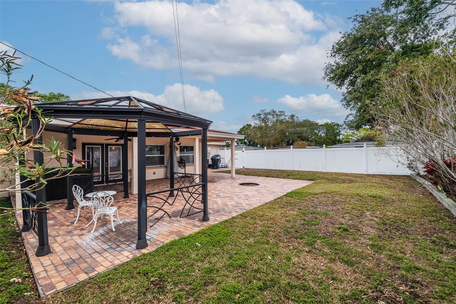 2790 PINELLAS POINT DR S, ST PETERSBURG, FL, 33712