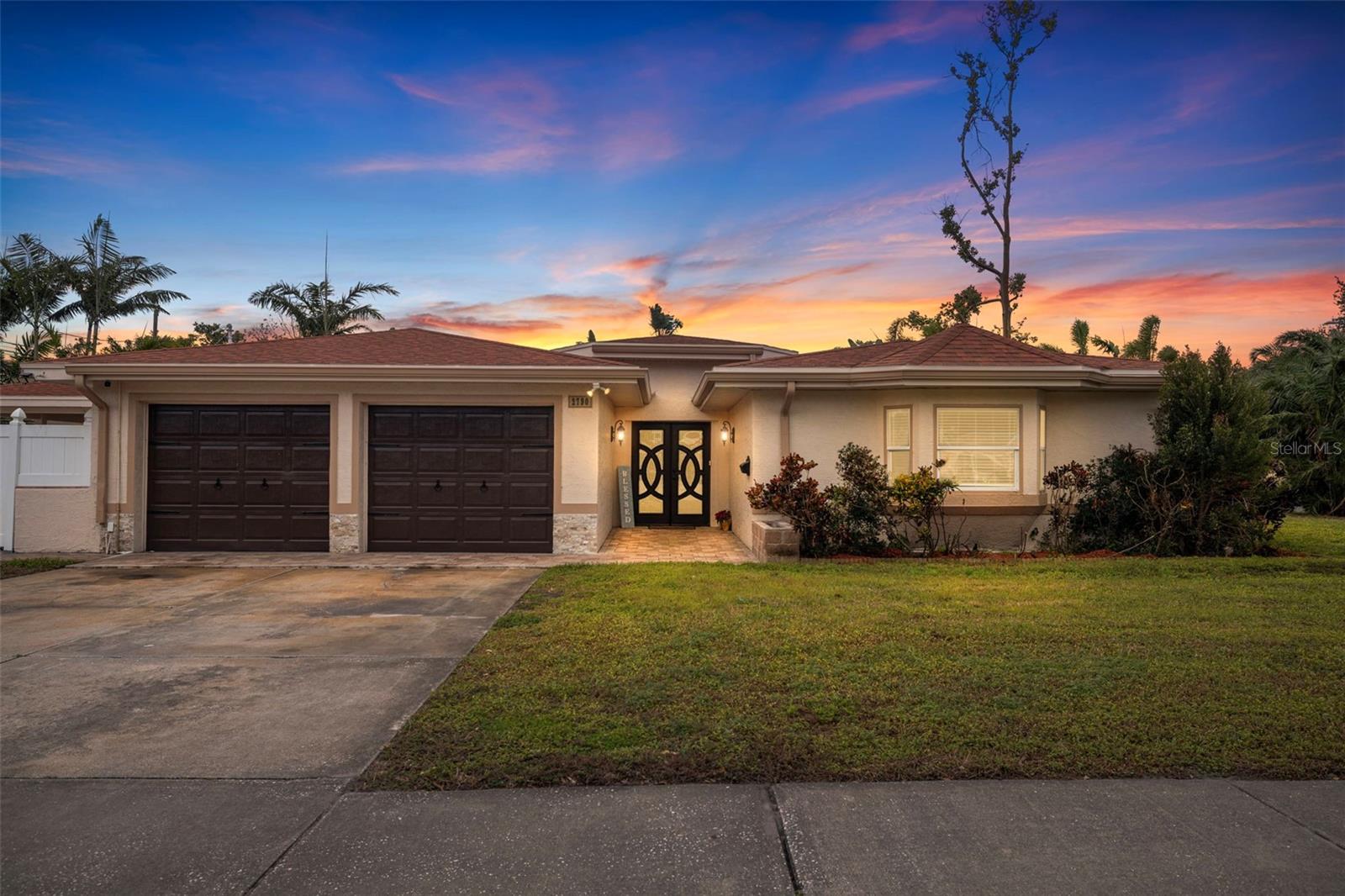 2790 PINELLAS POINT DR S, ST PETERSBURG, FL, 33712