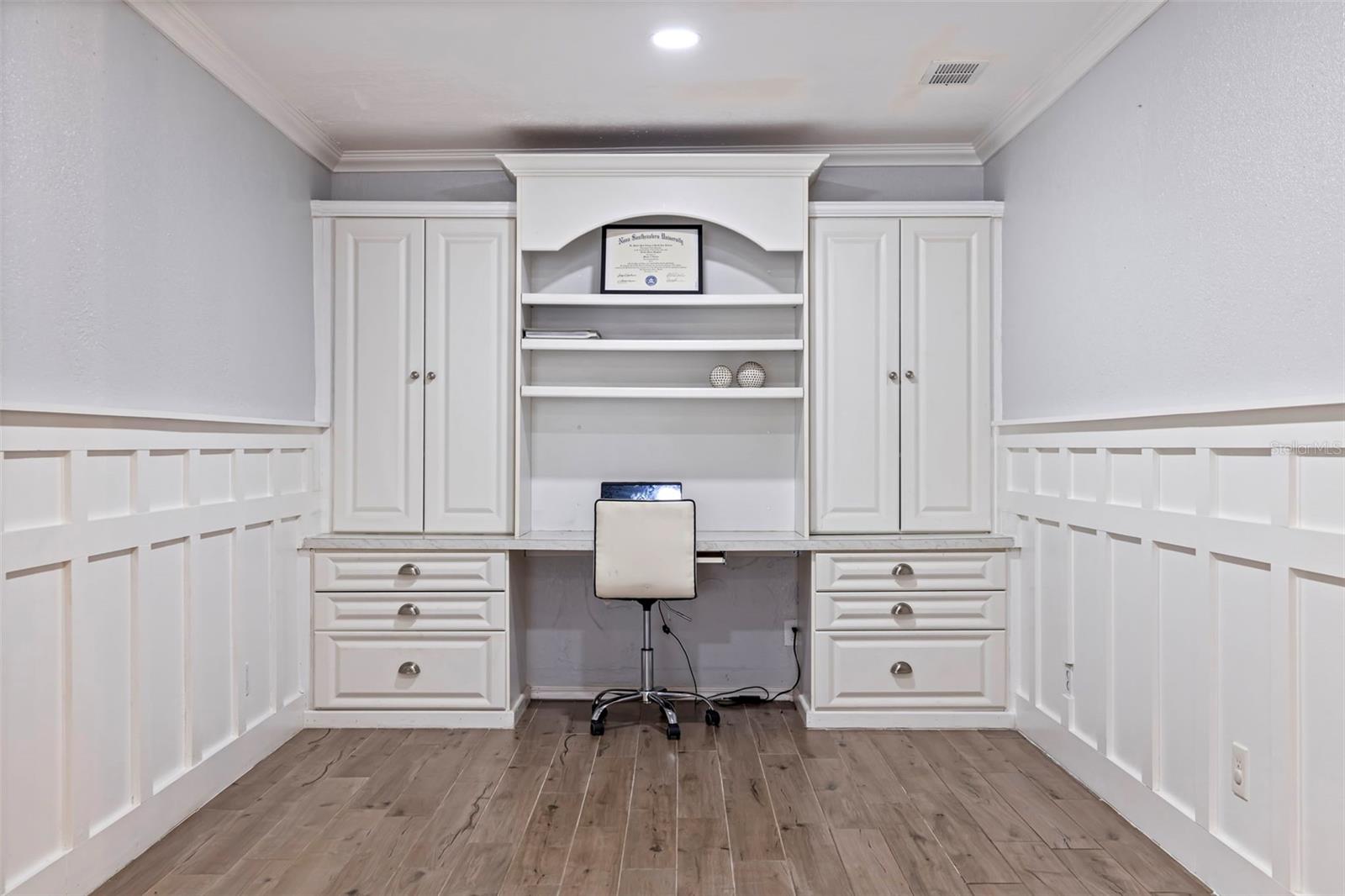 2790 PINELLAS POINT DR S, ST PETERSBURG, FL, 33712