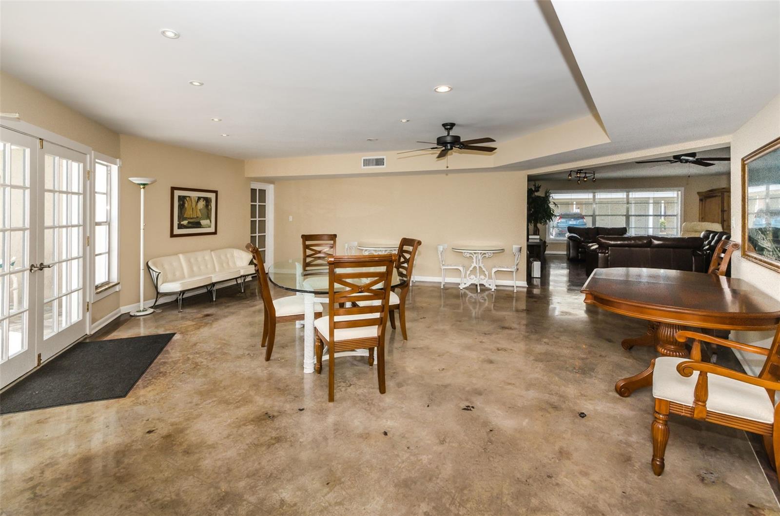 433 S PAULA DR #17, DUNEDIN, FL, 34698