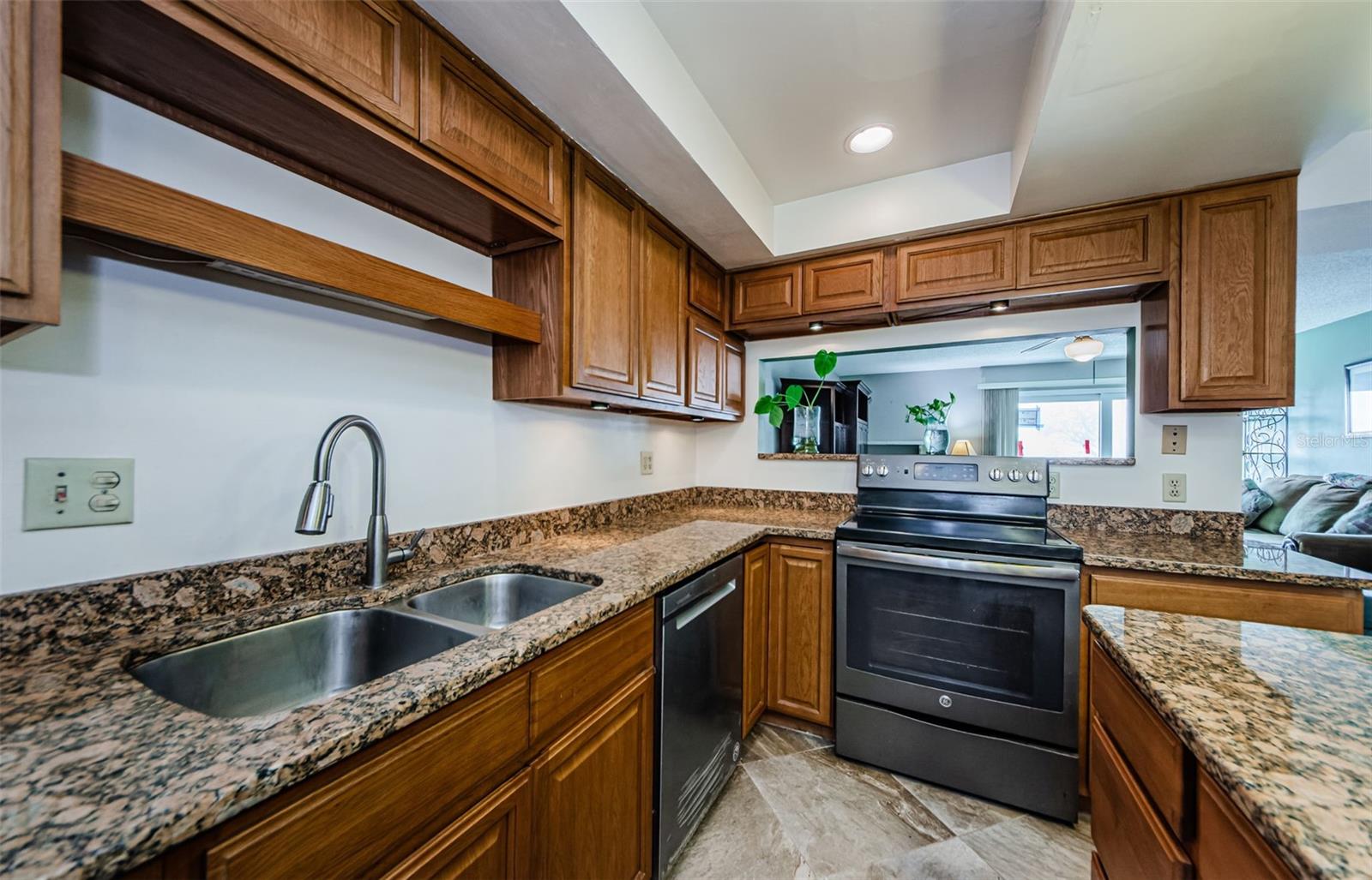 433 S PAULA DR #17, DUNEDIN, FL, 34698