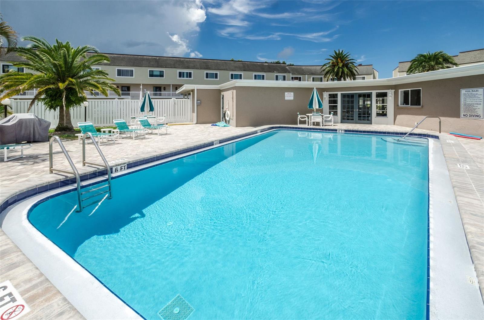 433 S PAULA DR #17, DUNEDIN, FL, 34698