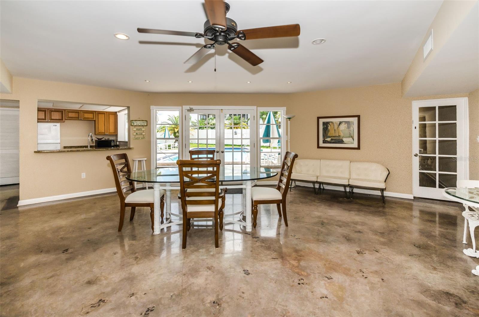 433 S PAULA DR #17, DUNEDIN, FL, 34698