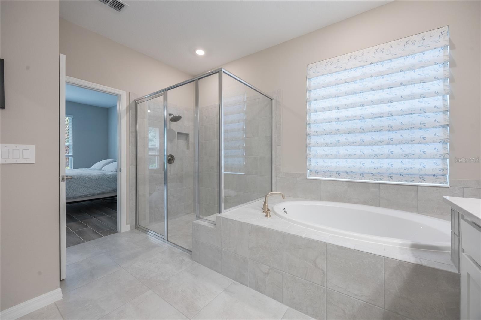 1020 LAKESIDE ESTATES DR, APOPKA, FL, 32703
