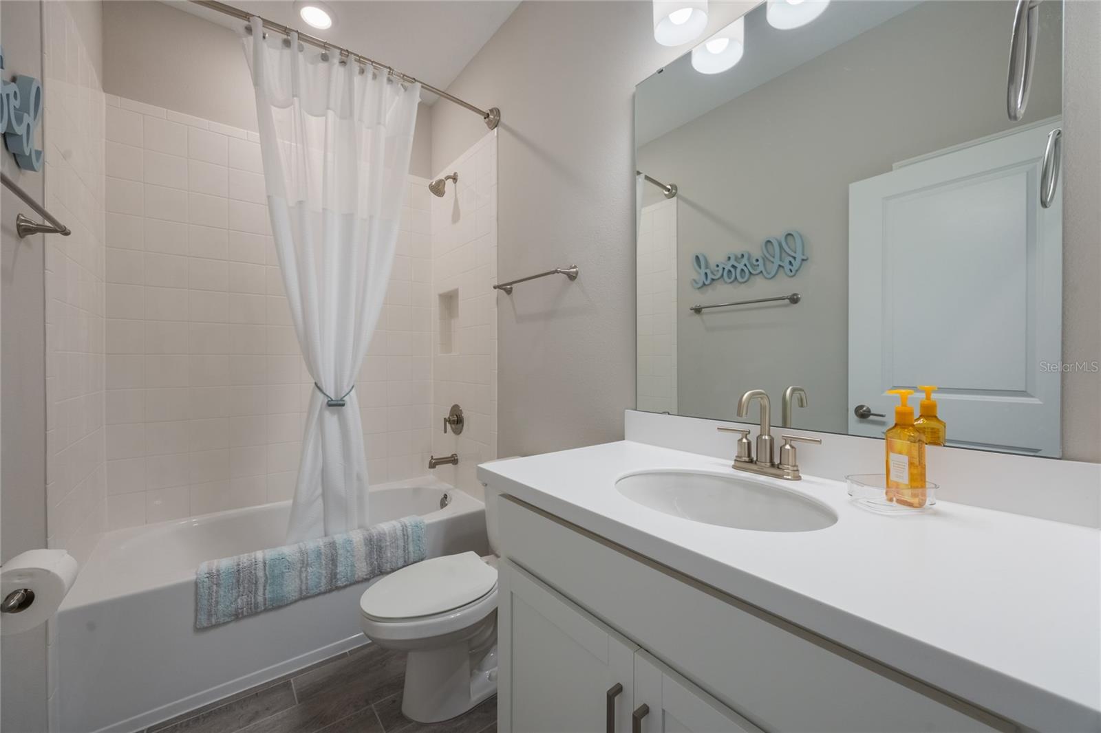 1020 LAKESIDE ESTATES DR, APOPKA, FL, 32703