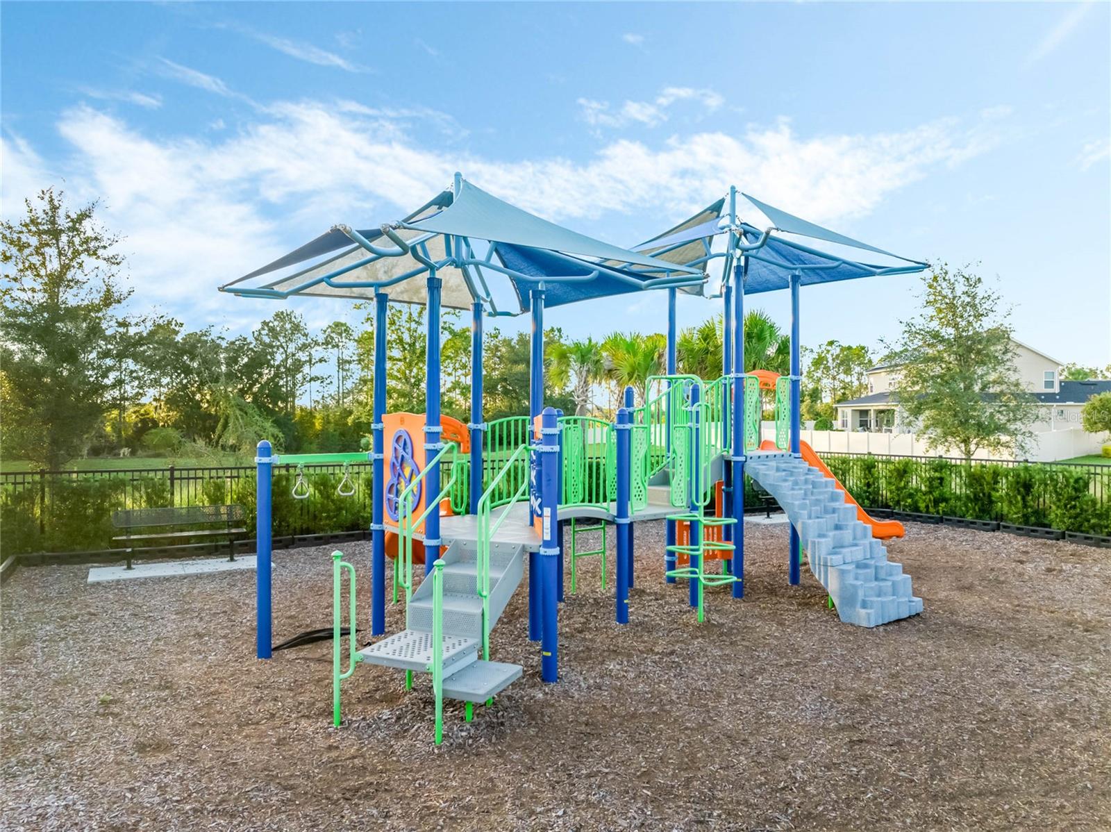 1020 LAKESIDE ESTATES DR, APOPKA, FL, 32703