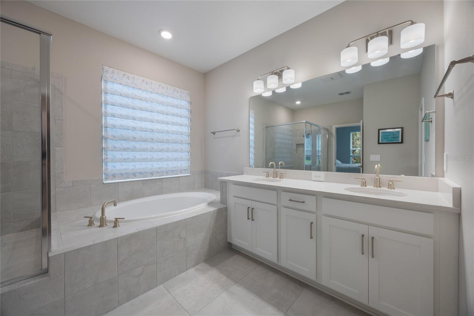 1020 LAKESIDE ESTATES DR, APOPKA, FL, 32703