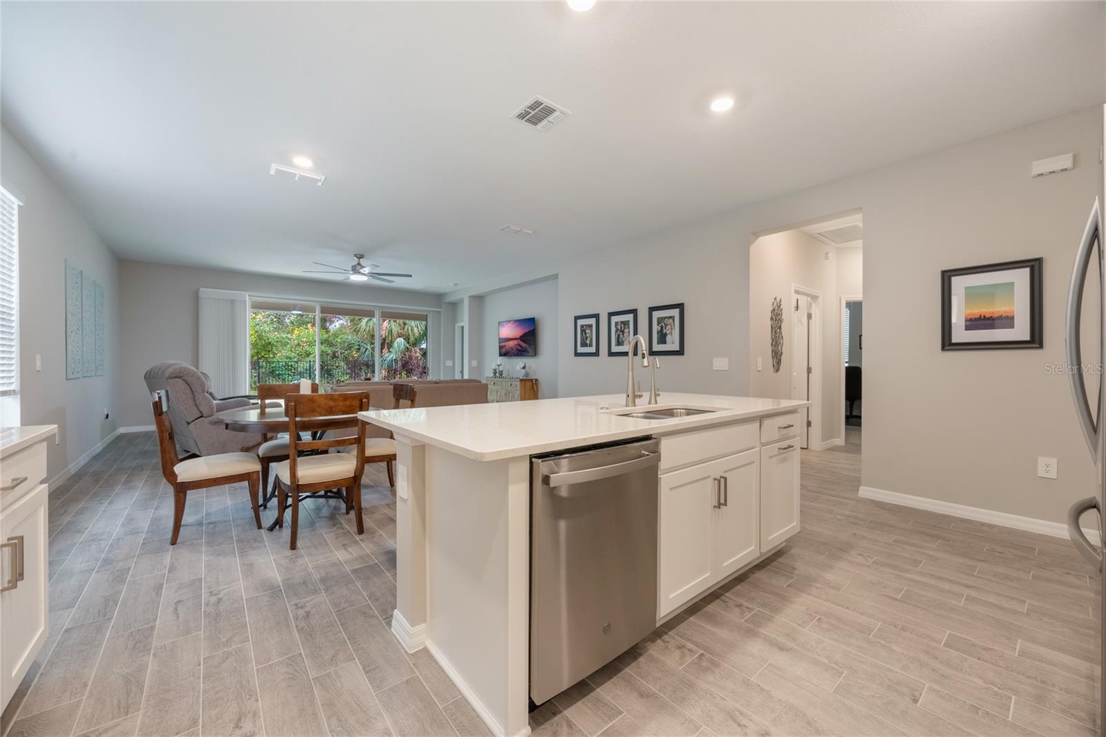 1020 LAKESIDE ESTATES DR, APOPKA, FL, 32703