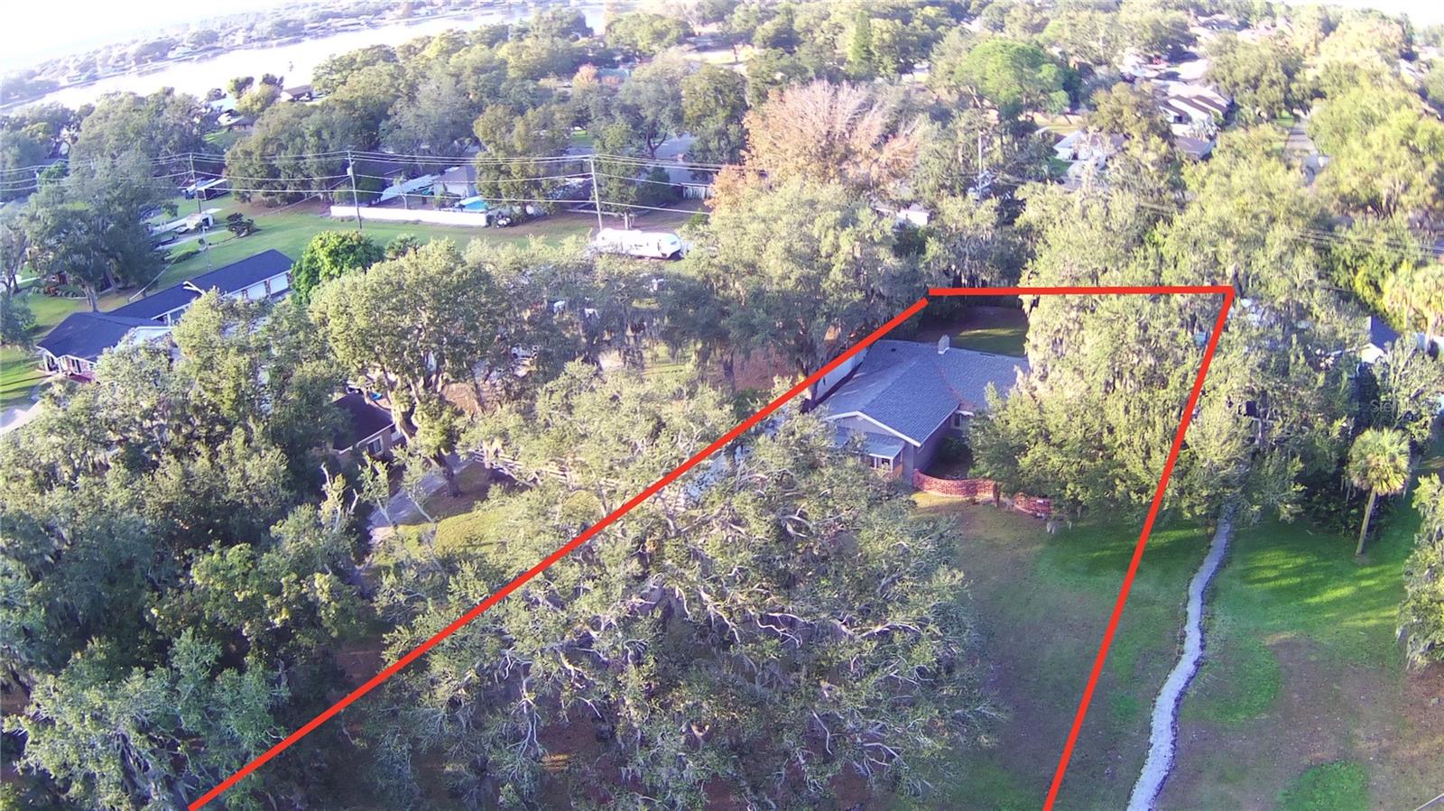 2036 LAKE ARIANA BLVD, AUBURNDALE, FL, 33823
