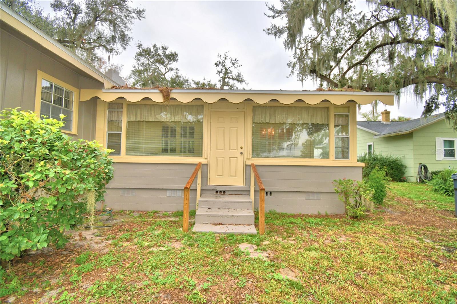 2036 LAKE ARIANA BLVD, AUBURNDALE, FL, 33823