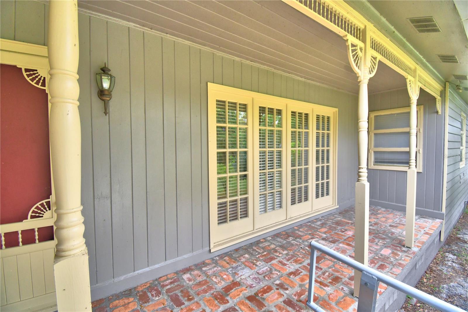 2036 LAKE ARIANA BLVD, AUBURNDALE, FL, 33823