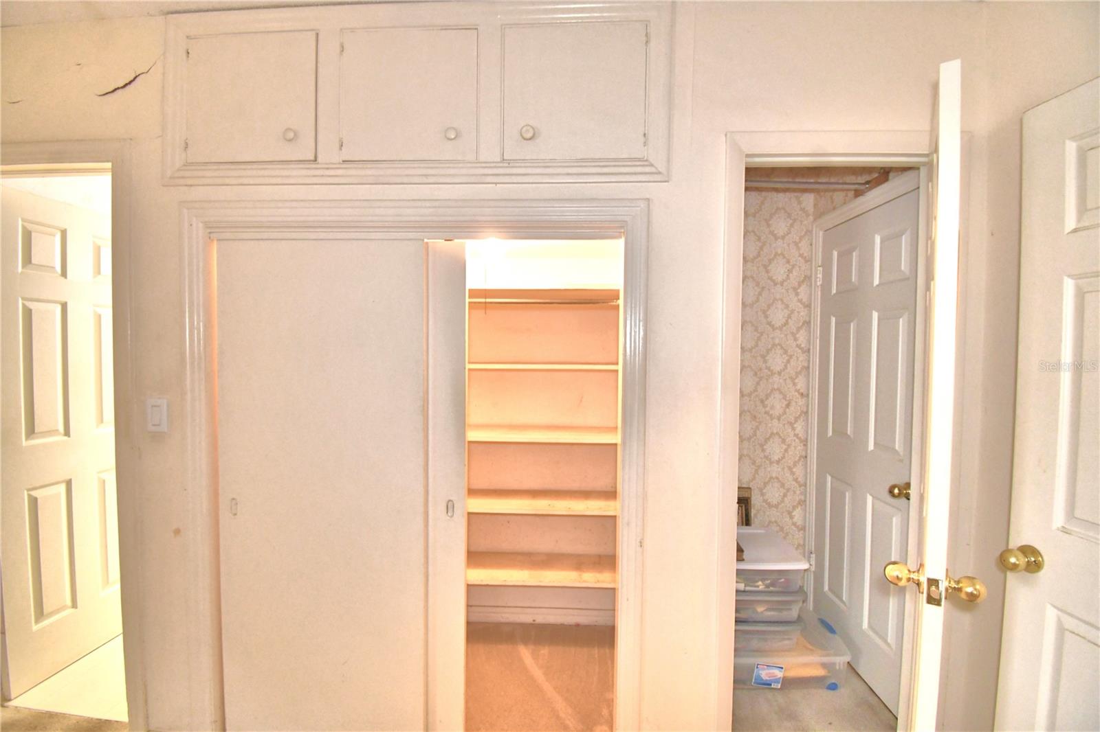 2036 LAKE ARIANA BLVD, AUBURNDALE, FL, 33823