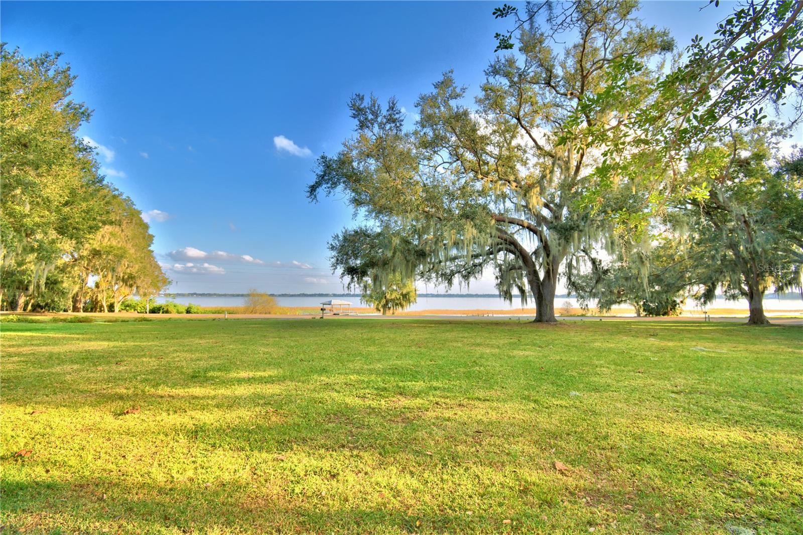 2036 LAKE ARIANA BLVD, AUBURNDALE, FL, 33823