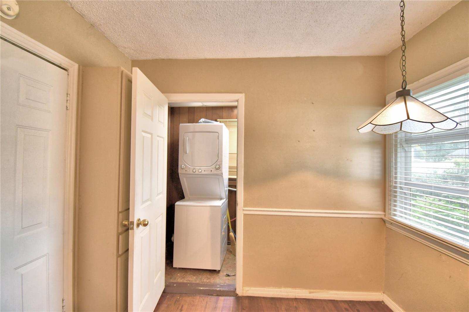 2036 LAKE ARIANA BLVD, AUBURNDALE, FL, 33823