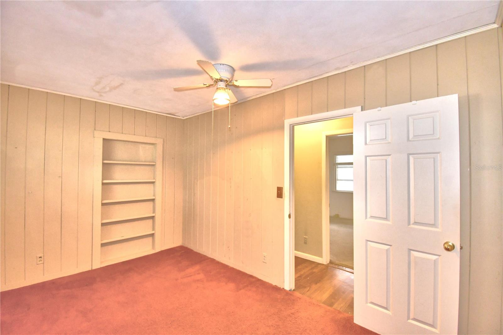 2036 LAKE ARIANA BLVD, AUBURNDALE, FL, 33823