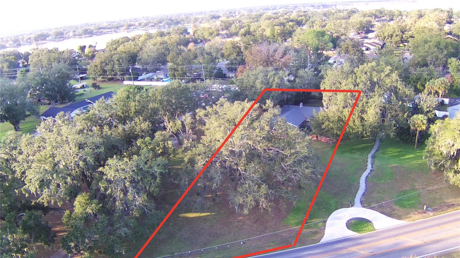 2036 LAKE ARIANA BLVD, AUBURNDALE, FL, 33823