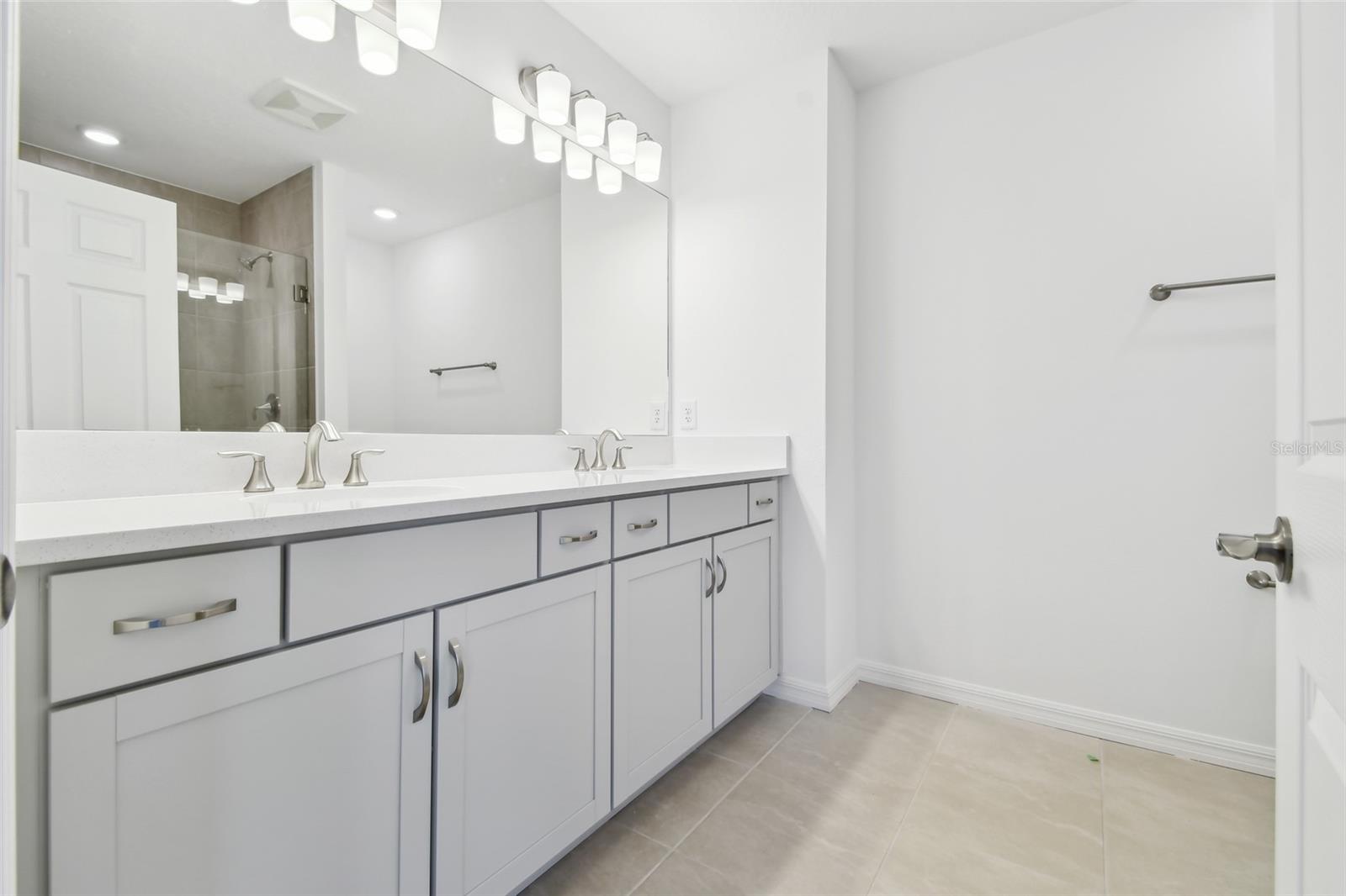 5426 TRIPOLI DR, PALMETTO, FL, 34221