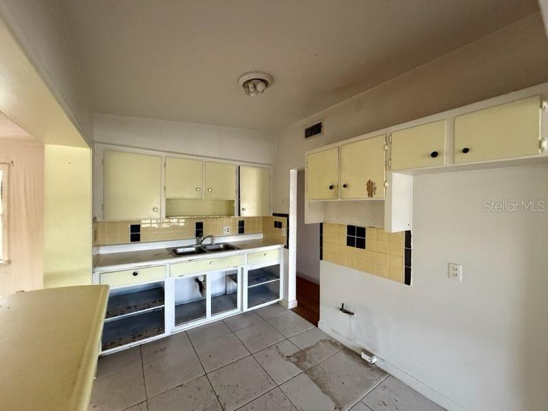 2306 DAWNWOOD LN, ORLANDO, FL, 32809