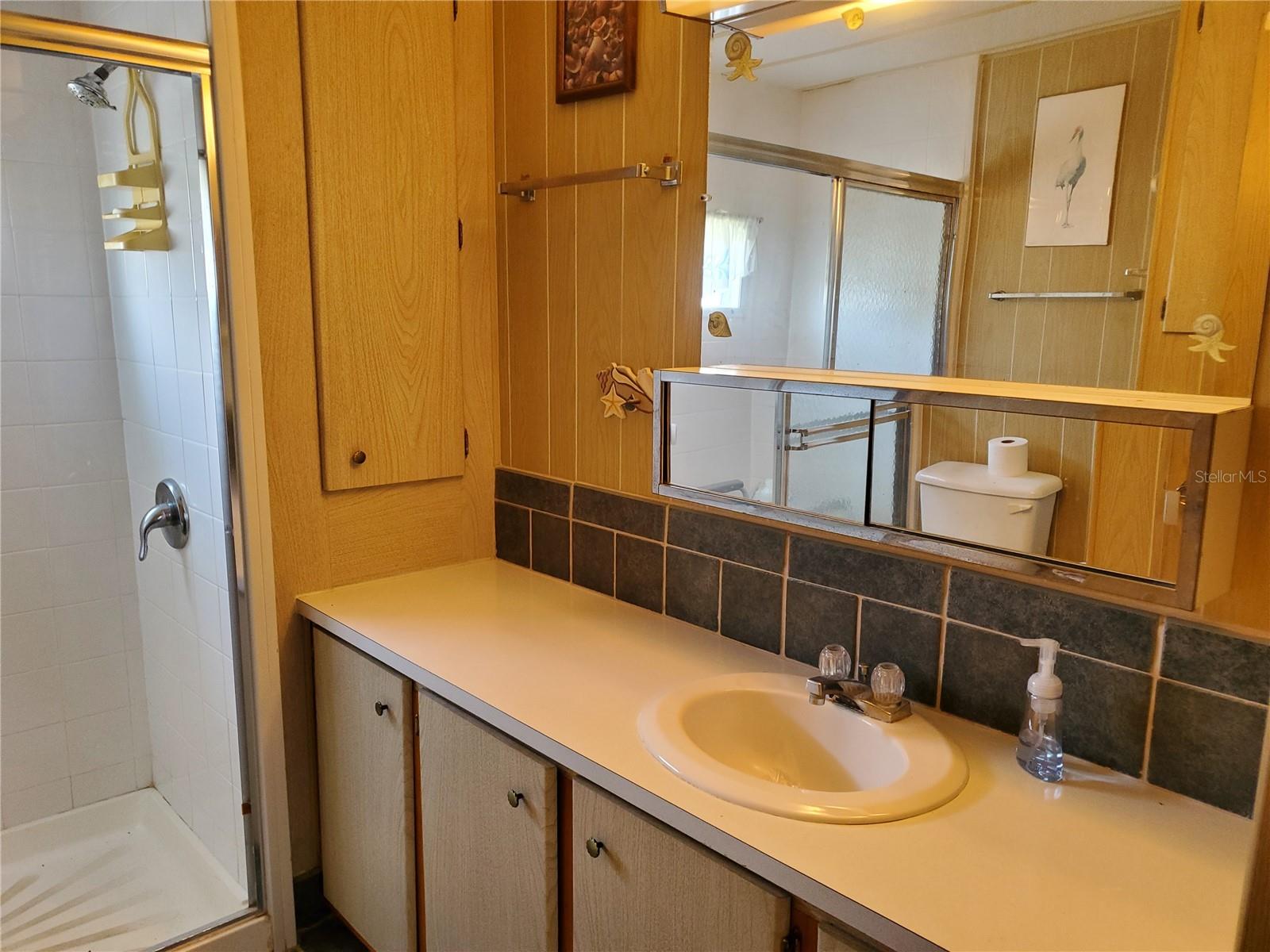 A4633805 Property Photo