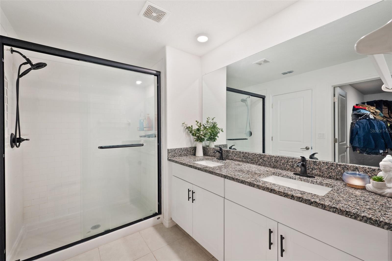 5493 BLUE AZURE DR, WIMAUMA, FL, 33598