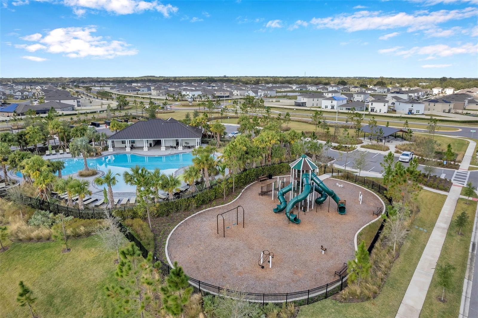5493 BLUE AZURE DR, WIMAUMA, FL, 33598