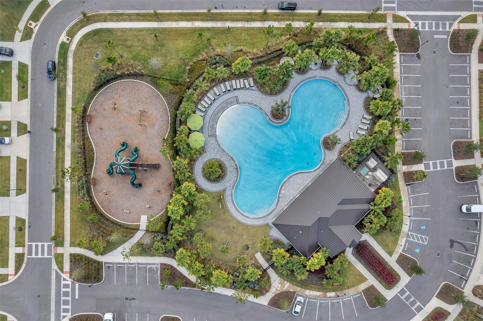 5493 BLUE AZURE DR, WIMAUMA, FL, 33598