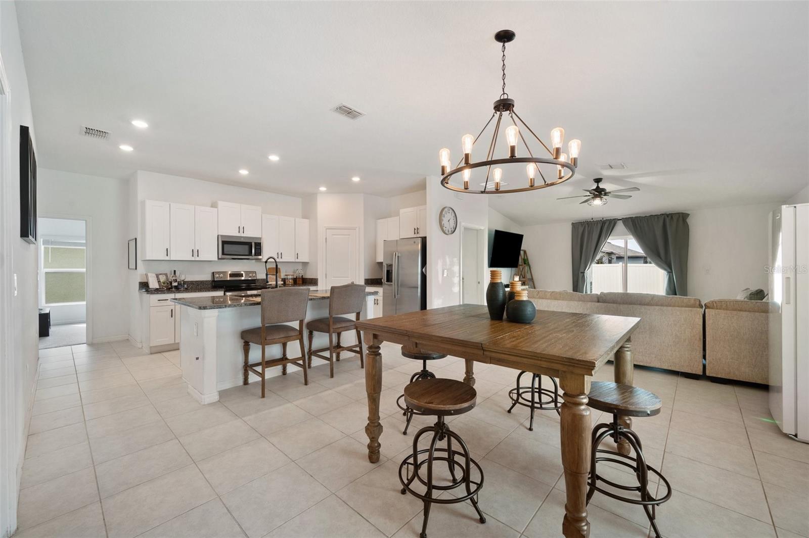5493 BLUE AZURE DR, WIMAUMA, FL, 33598