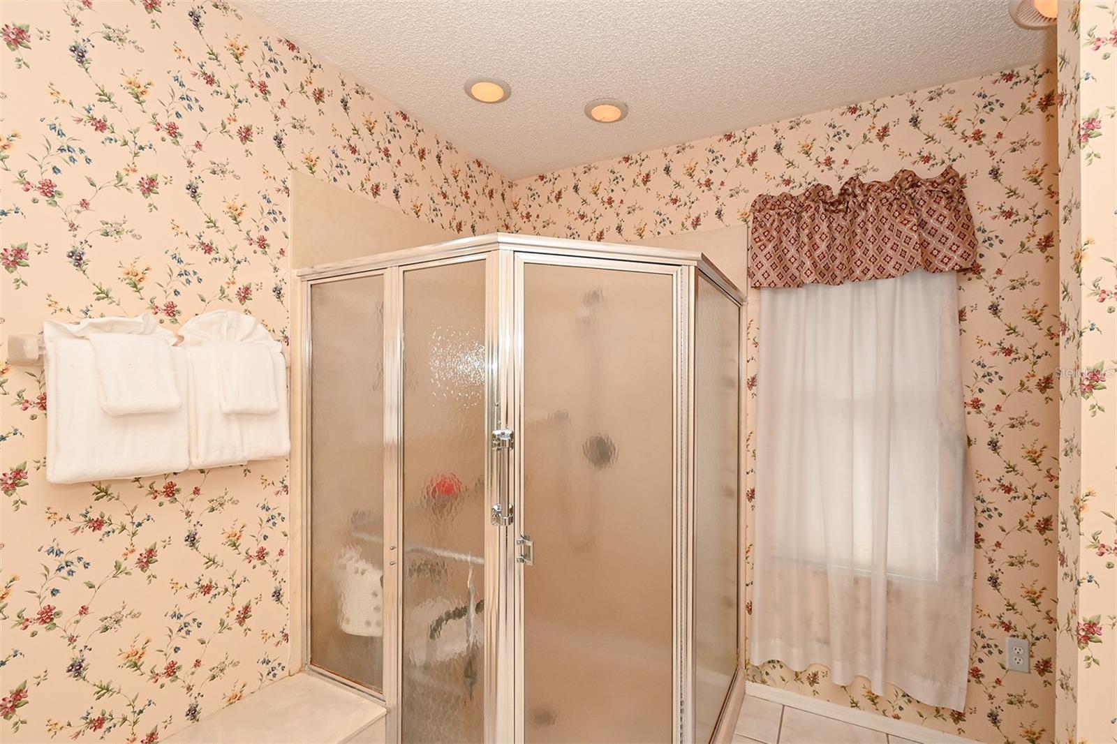 3866 SURREY CT, SARASOTA, FL, 34235