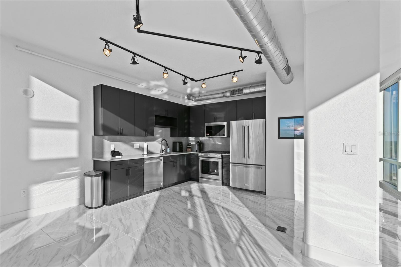 150 E ROBINSON ST #802, ORLANDO, FL, 32801