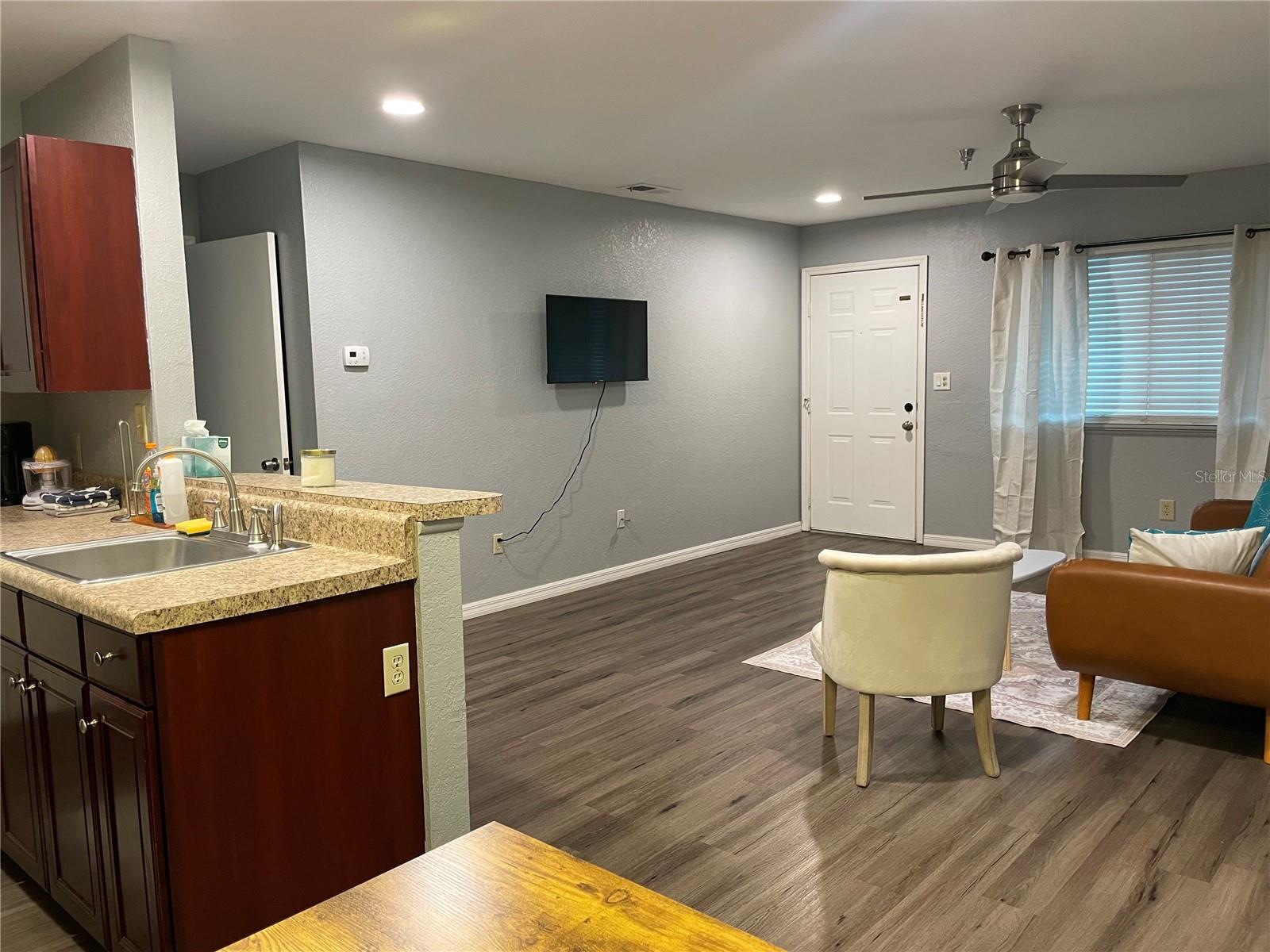 10265 GANDY BLVD N #1001, ST PETERSBURG, FL, 33702