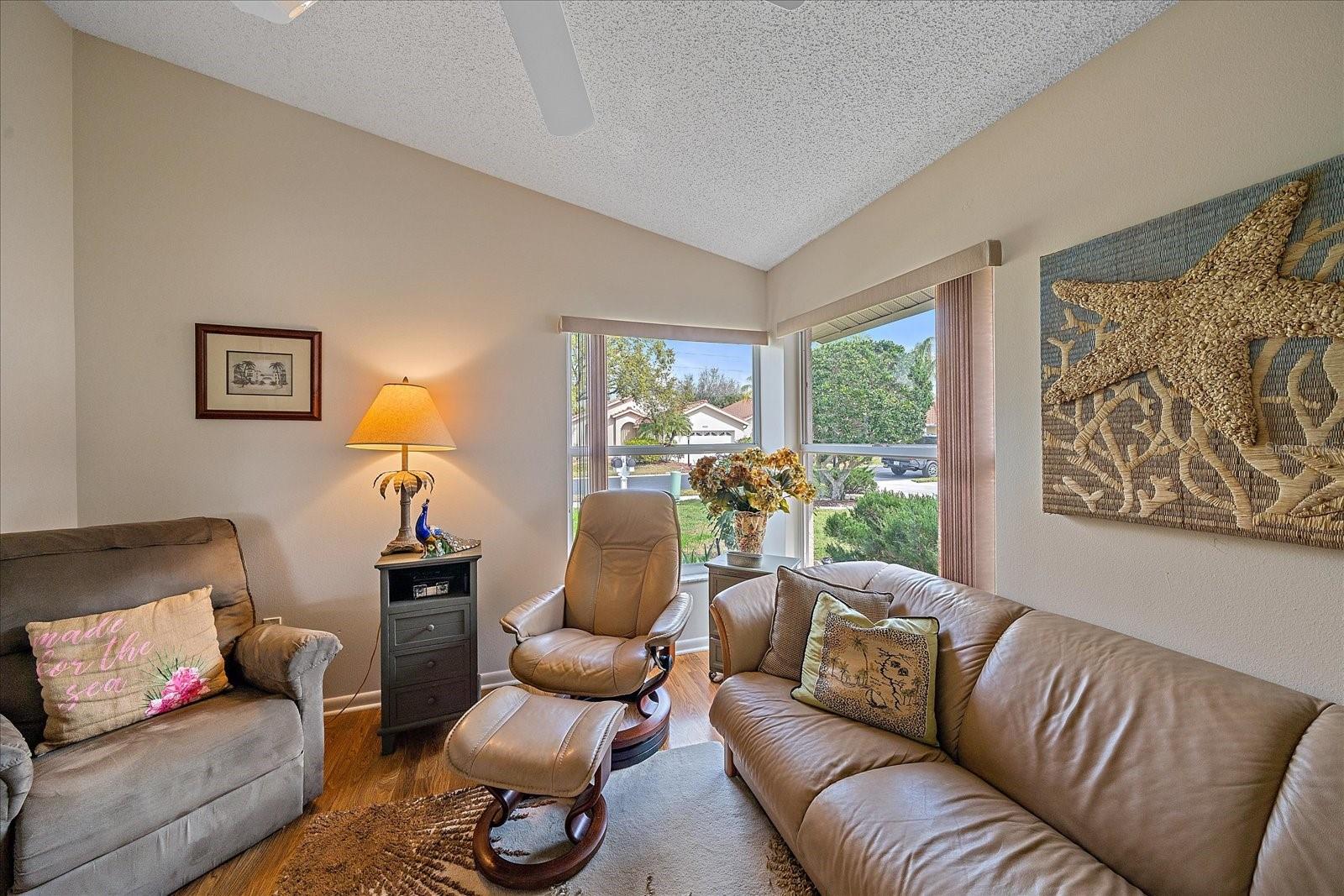 4327 MARCOTT CIR, SARASOTA, FL, 34233