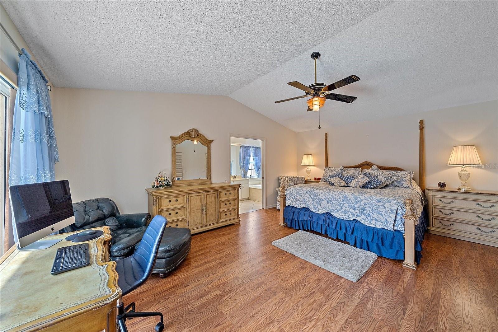 4327 MARCOTT CIR, SARASOTA, FL, 34233