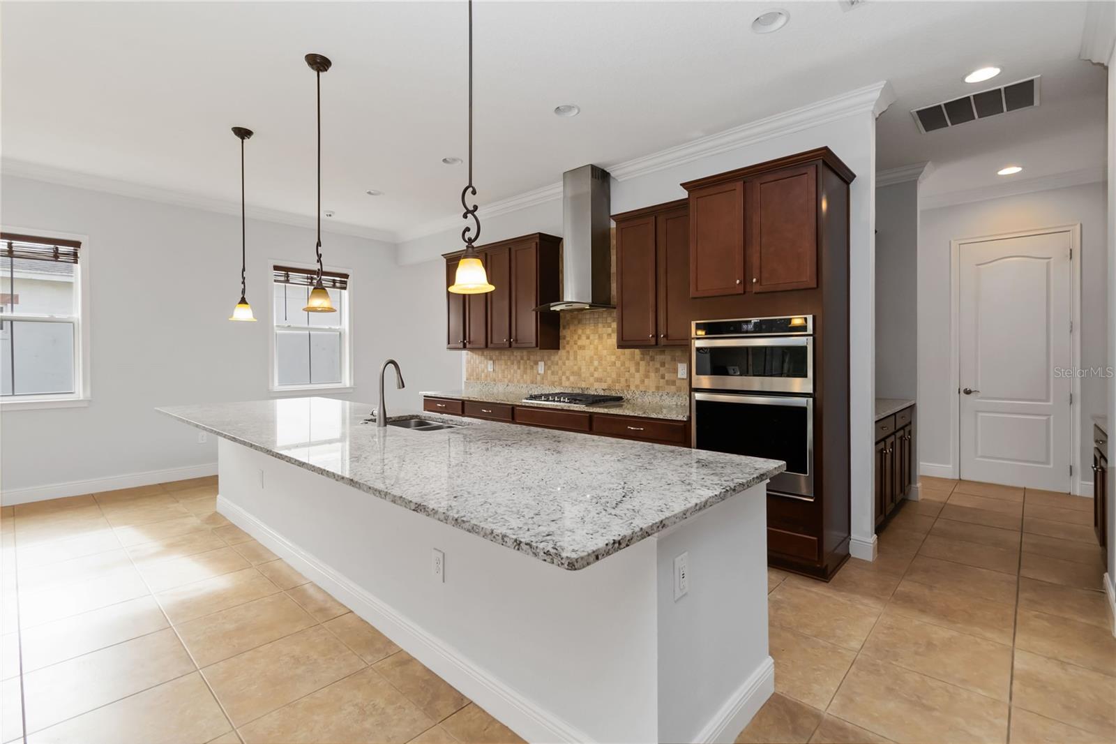 5043 VANTAGE CT, ST CLOUD, FL, 34772