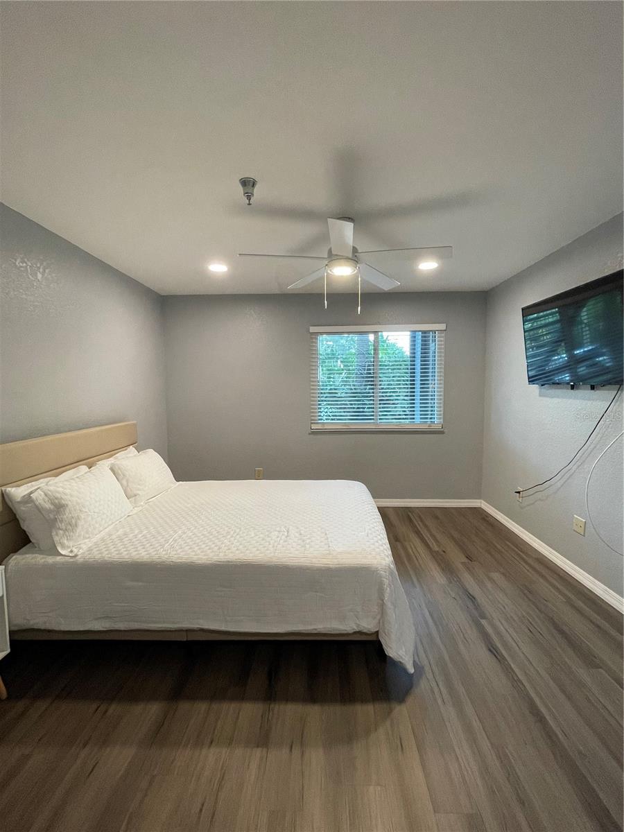 10265 GANDY BLVD N #1001, ST PETERSBURG, FL, 33702