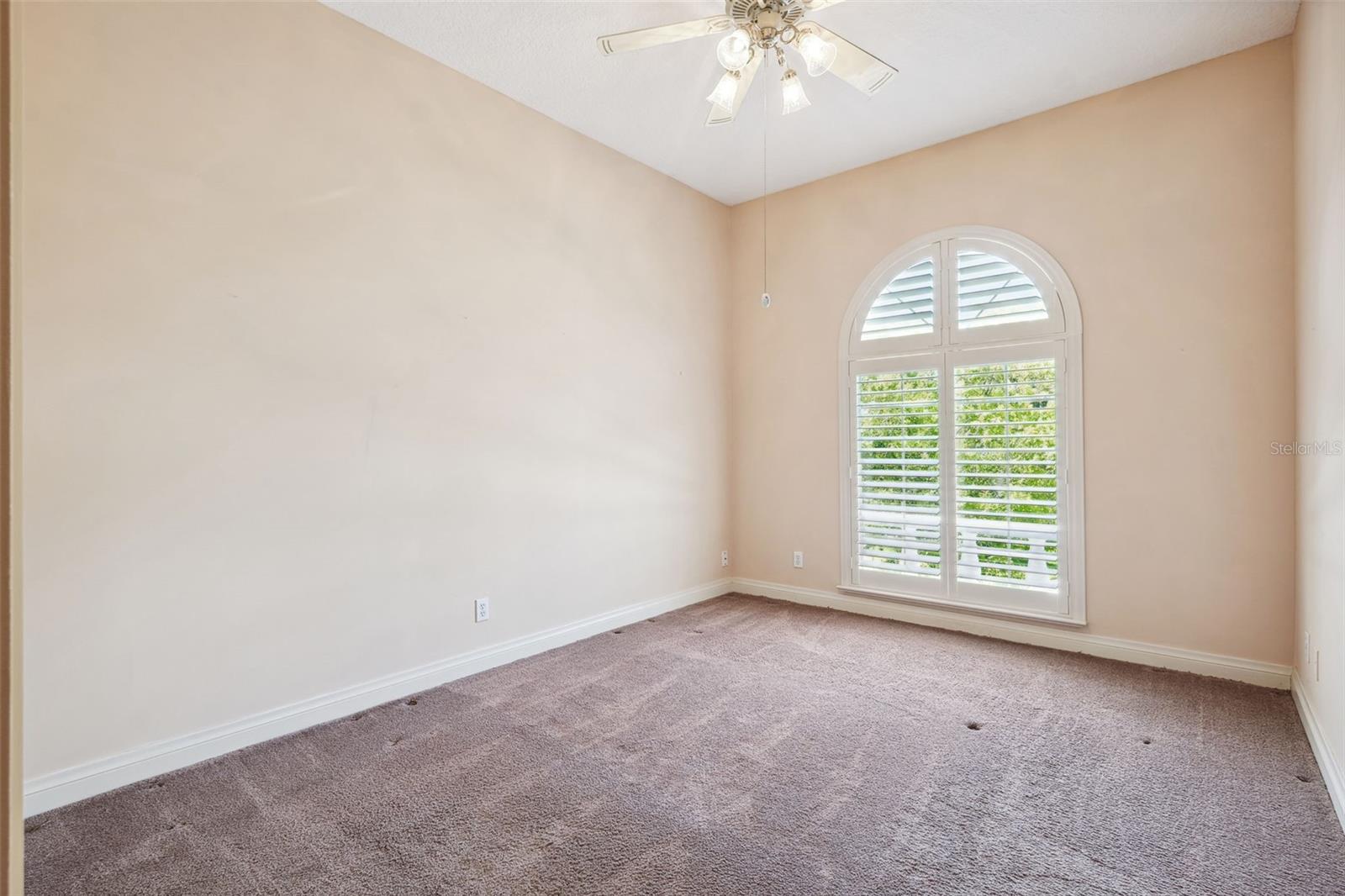 1388 BRIGHTWATERS BLVD NE, ST PETERSBURG, FL, 33704