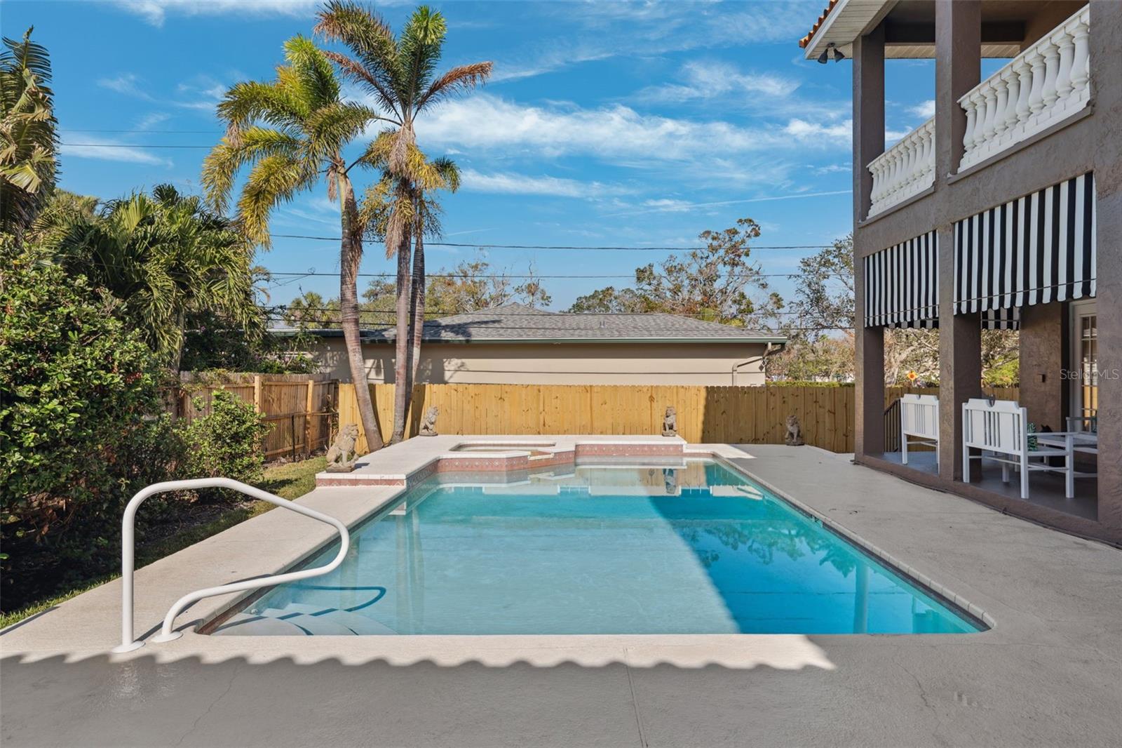 1388 BRIGHTWATERS BLVD NE, ST PETERSBURG, FL, 33704