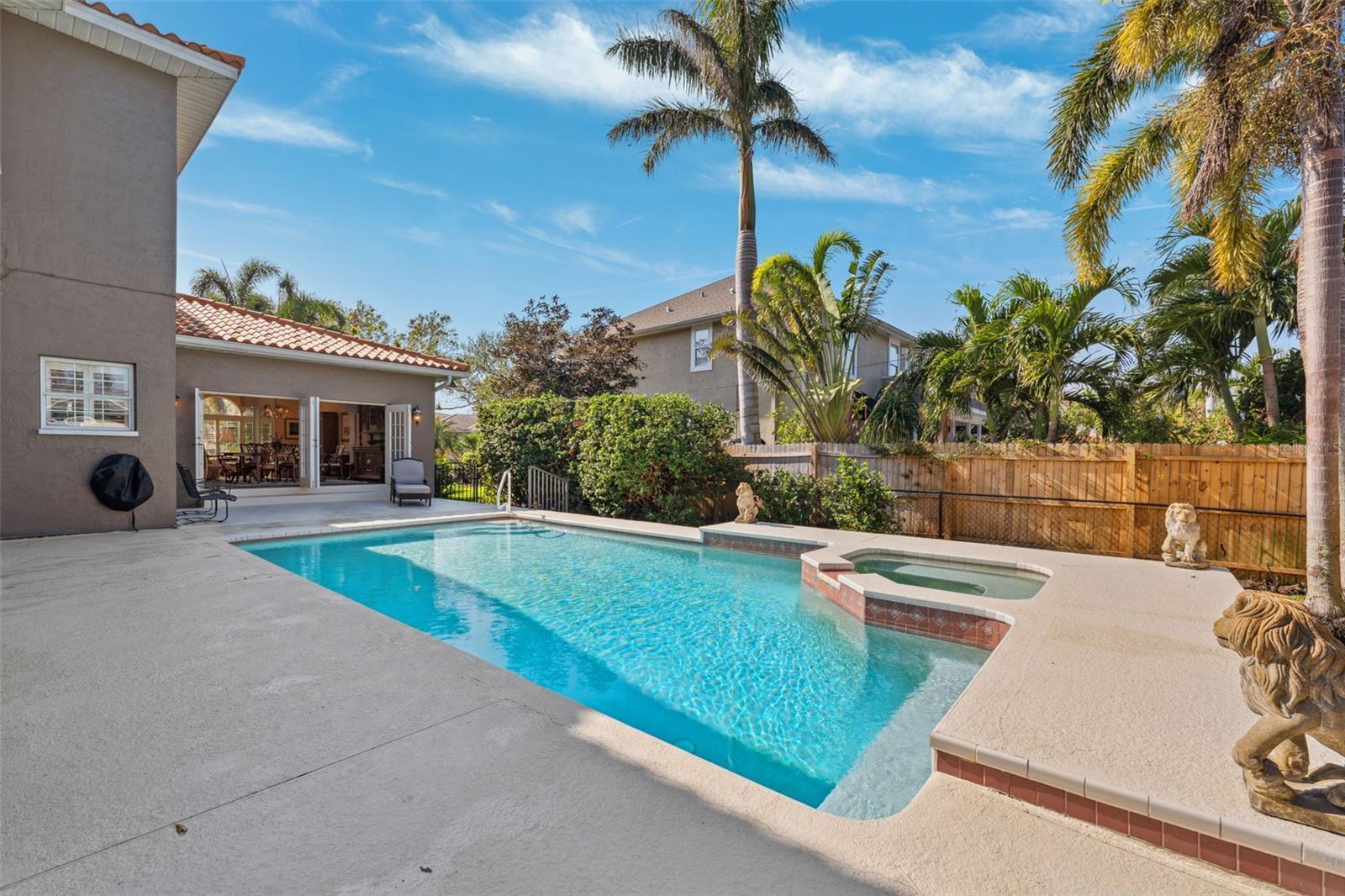 1388 BRIGHTWATERS BLVD NE, ST PETERSBURG, FL, 33704