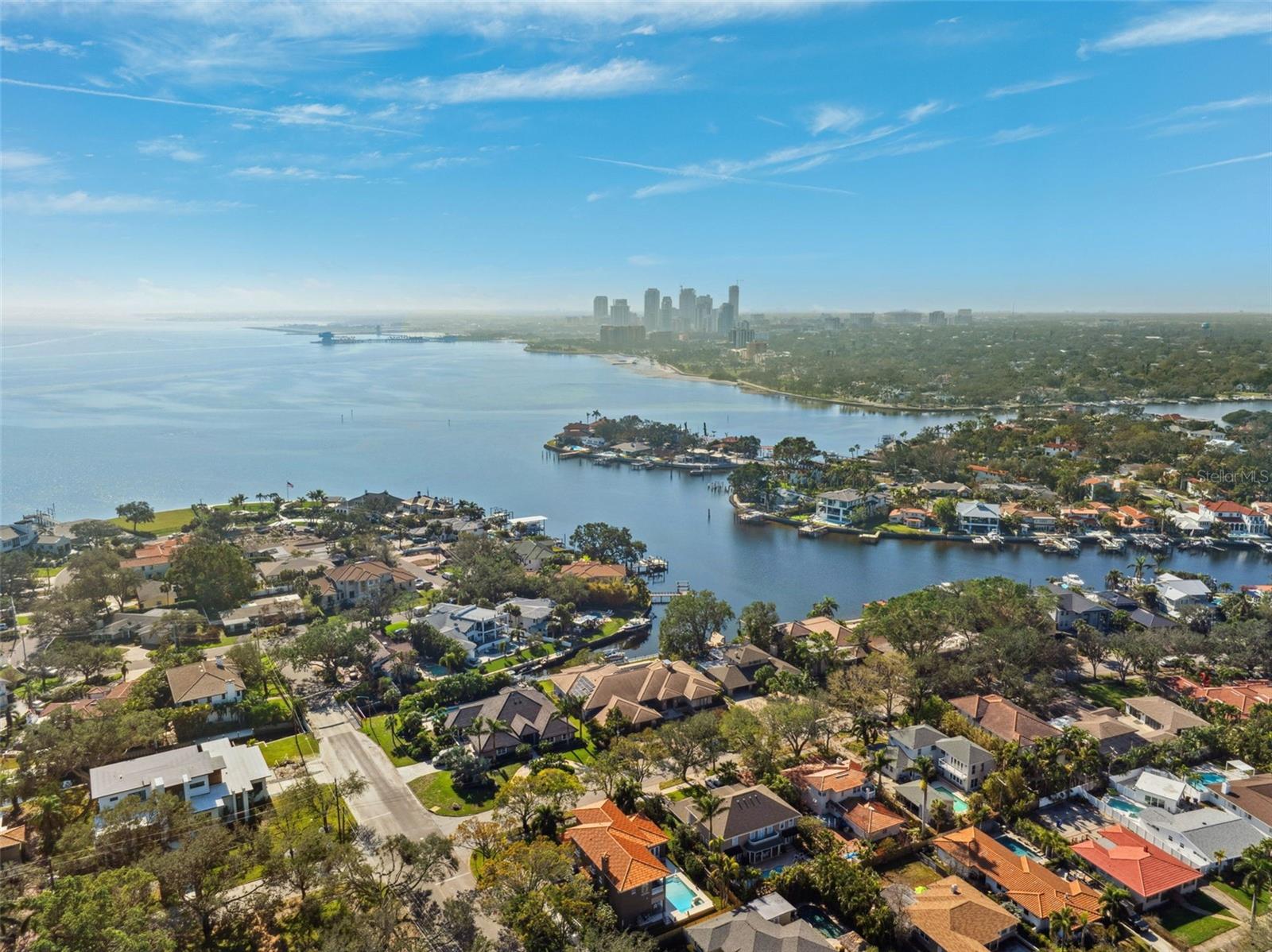 1388 BRIGHTWATERS BLVD NE, ST PETERSBURG, FL, 33704