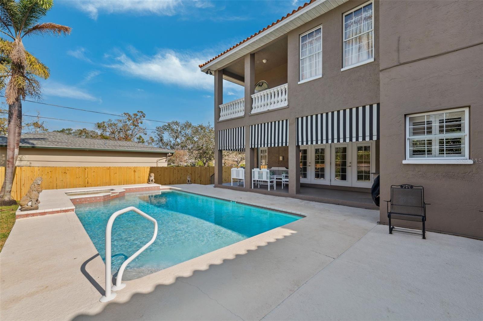 1388 BRIGHTWATERS BLVD NE, ST PETERSBURG, FL, 33704